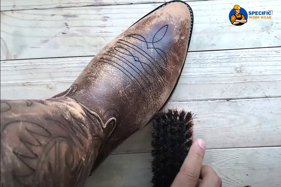 Cleaning the cowboy boot